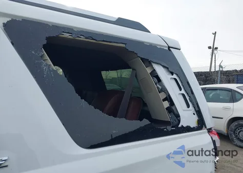 2015 Chevrolet Tahoe Ltz z USA, uszkodzony, nr VIN 1GNSKCKC0FR506662